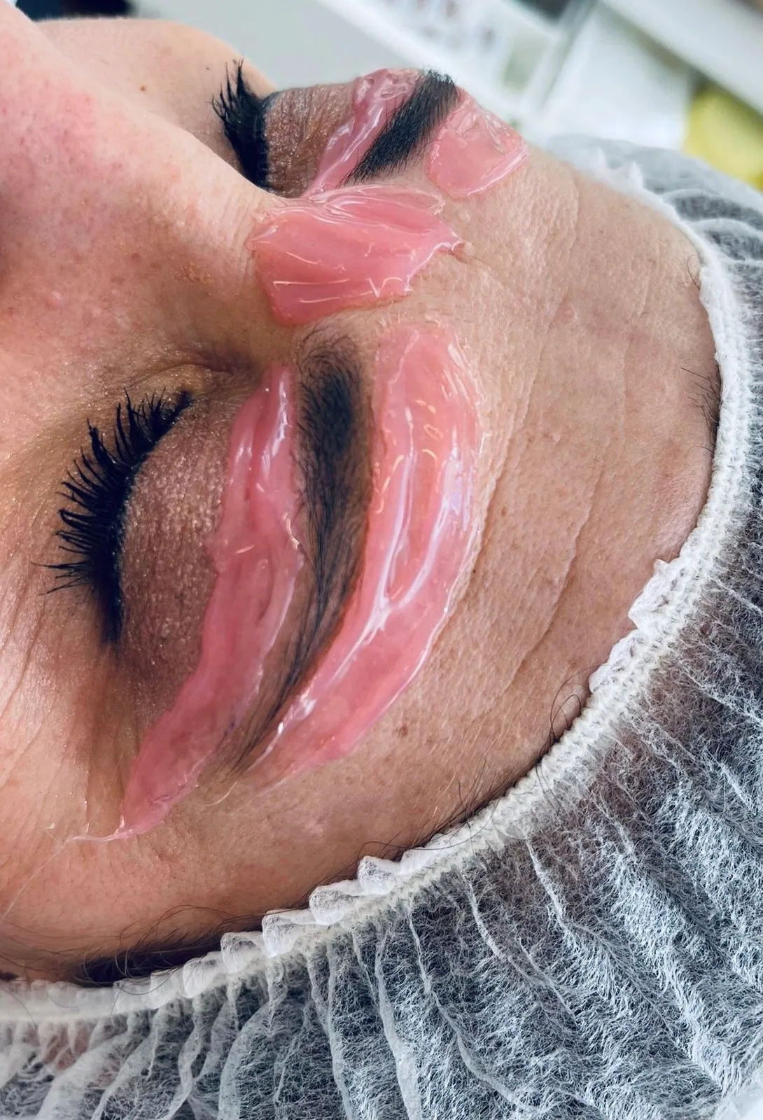 Wimpernbehandlung