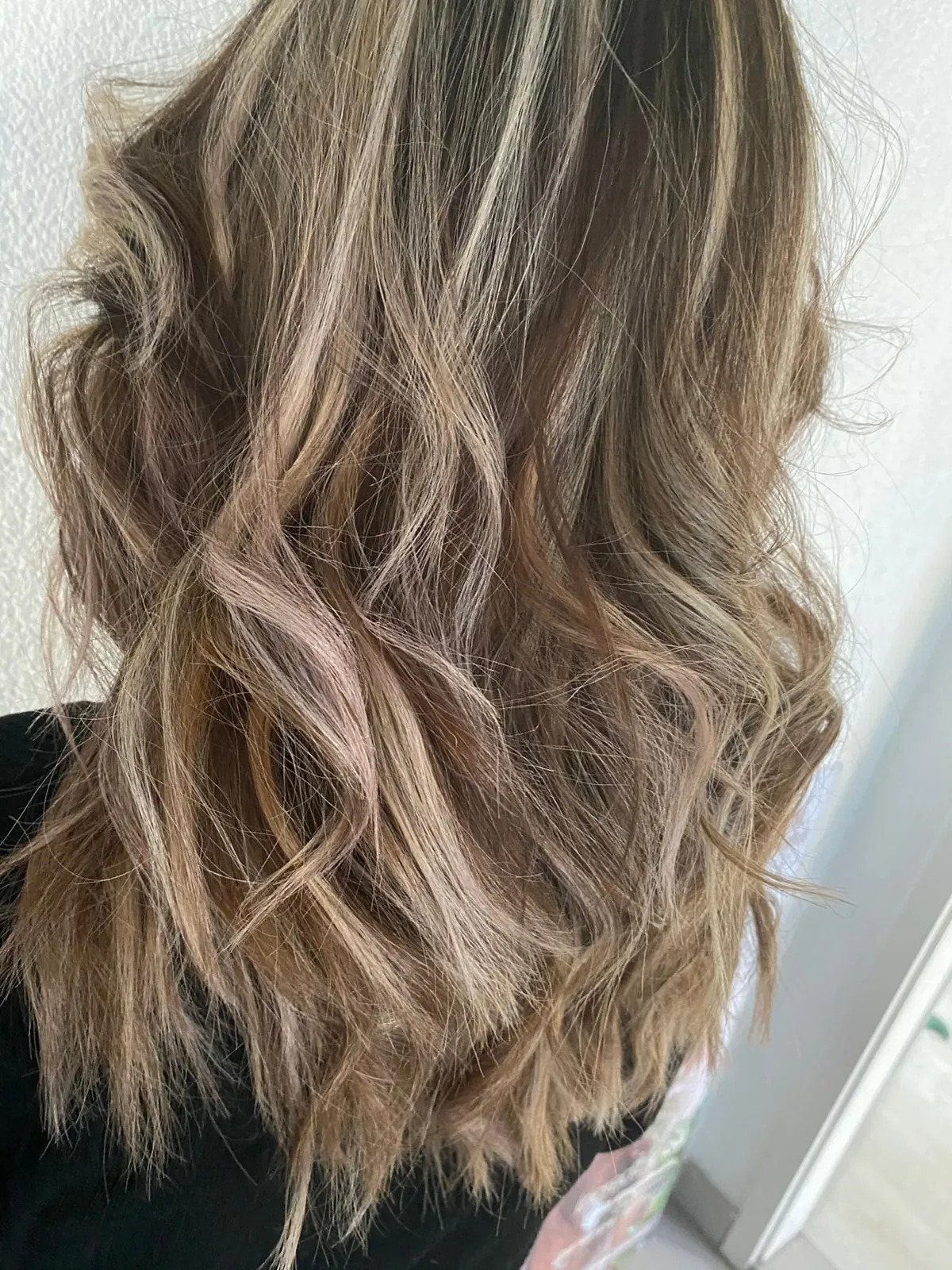 Balayage mit hellen Spitzen