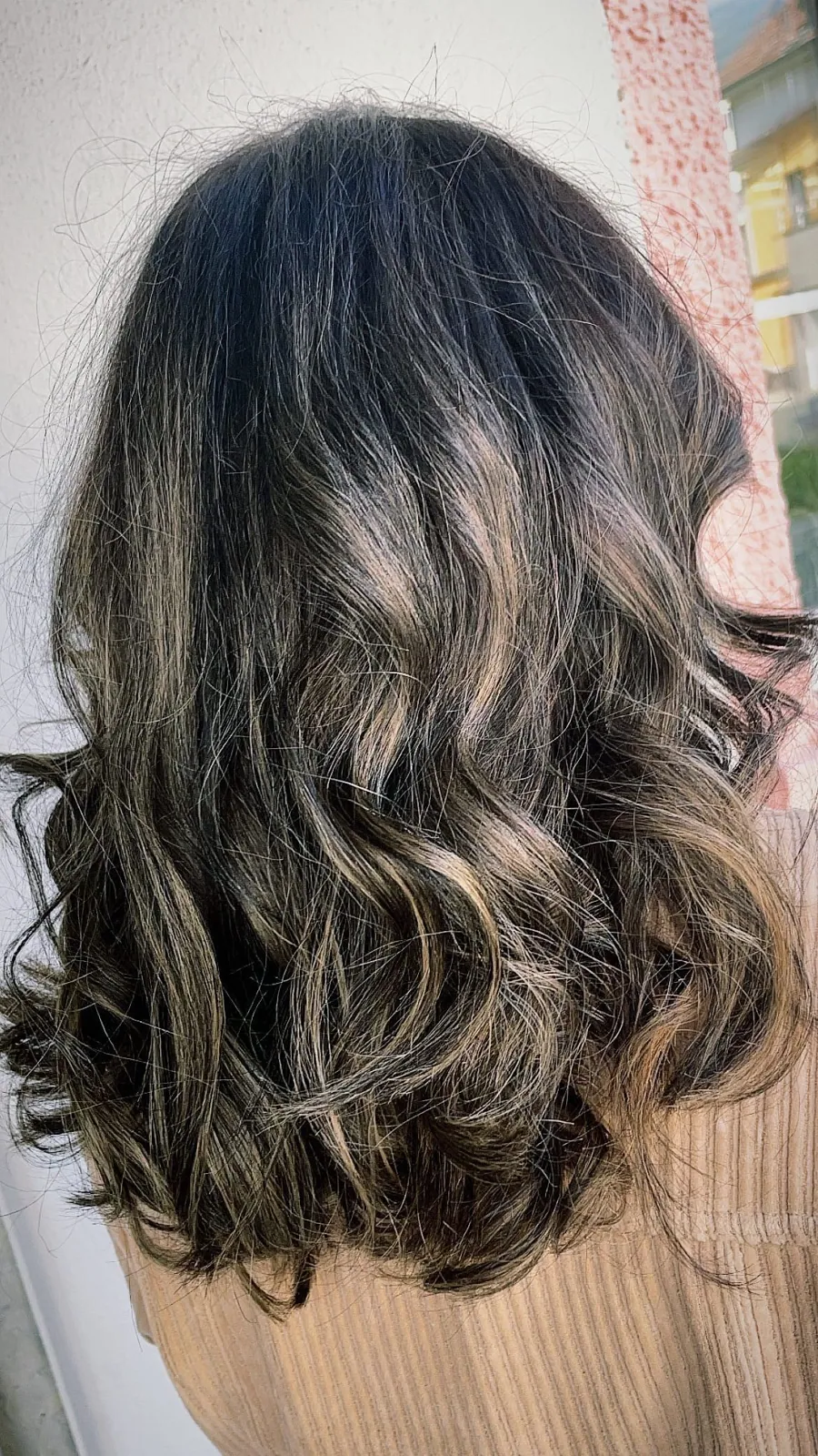 Frisur aus dem Salon Coiffeur Cosmetic Maria, Look 8